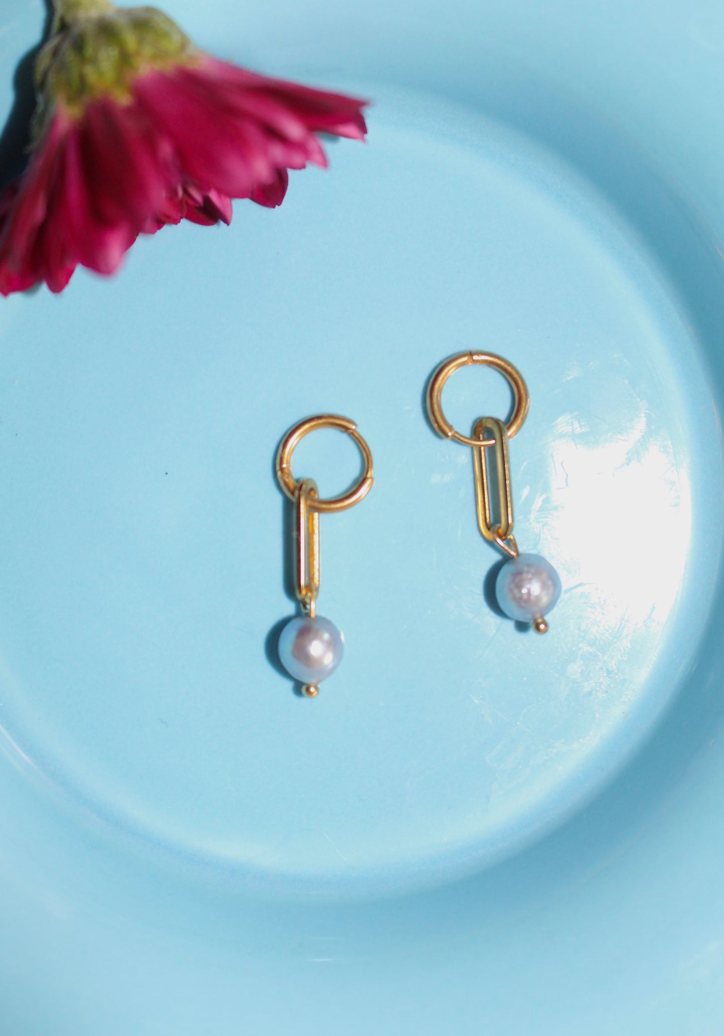 Handmade light blue pearl earrings, small hoops, stainless steel, blue, pearl, pearl earring, goldplated, charms, removable