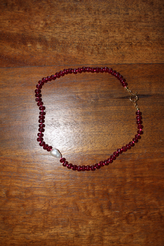 Humming Necklace